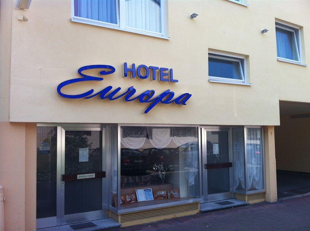 Hotel Europa ฟอร์ซไฮม์ ภายนอก รูปภาพ