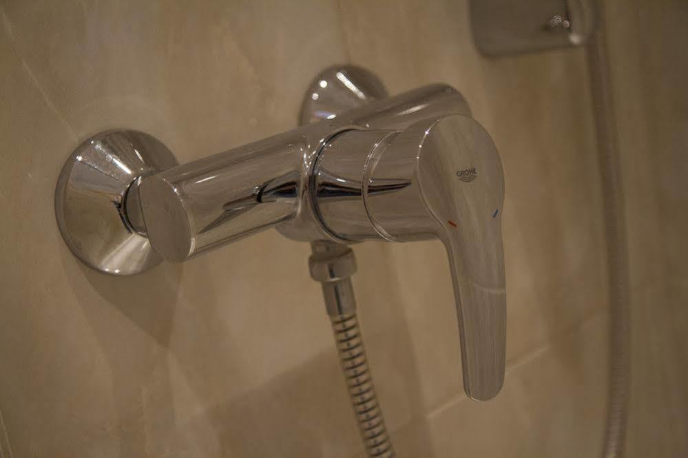 Hotel Europa ฟอร์ซไฮม์ ภายนอก รูปภาพ
